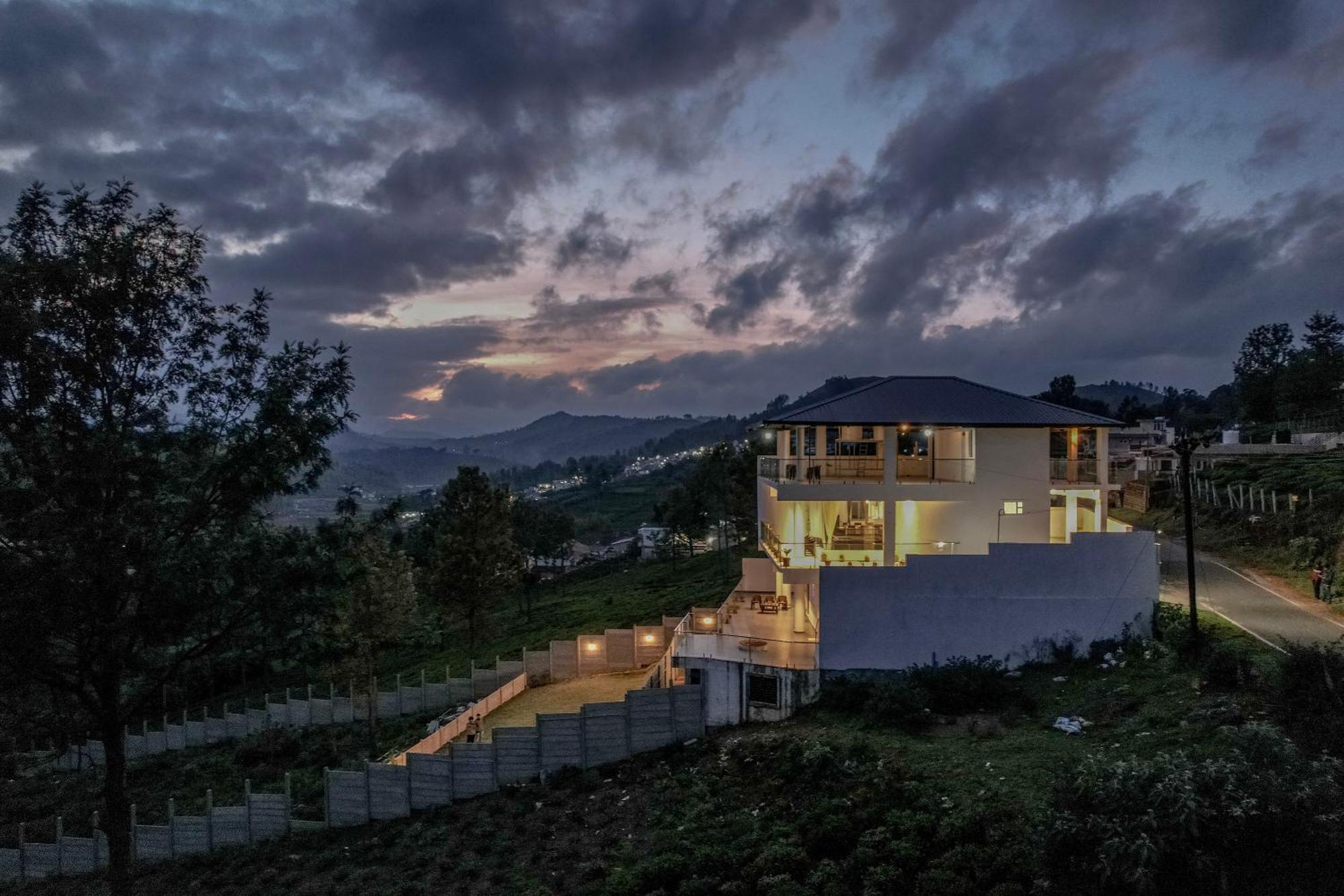 Ace Castle By Xplore Indo โกตากิริ ภายนอก รูปภาพ